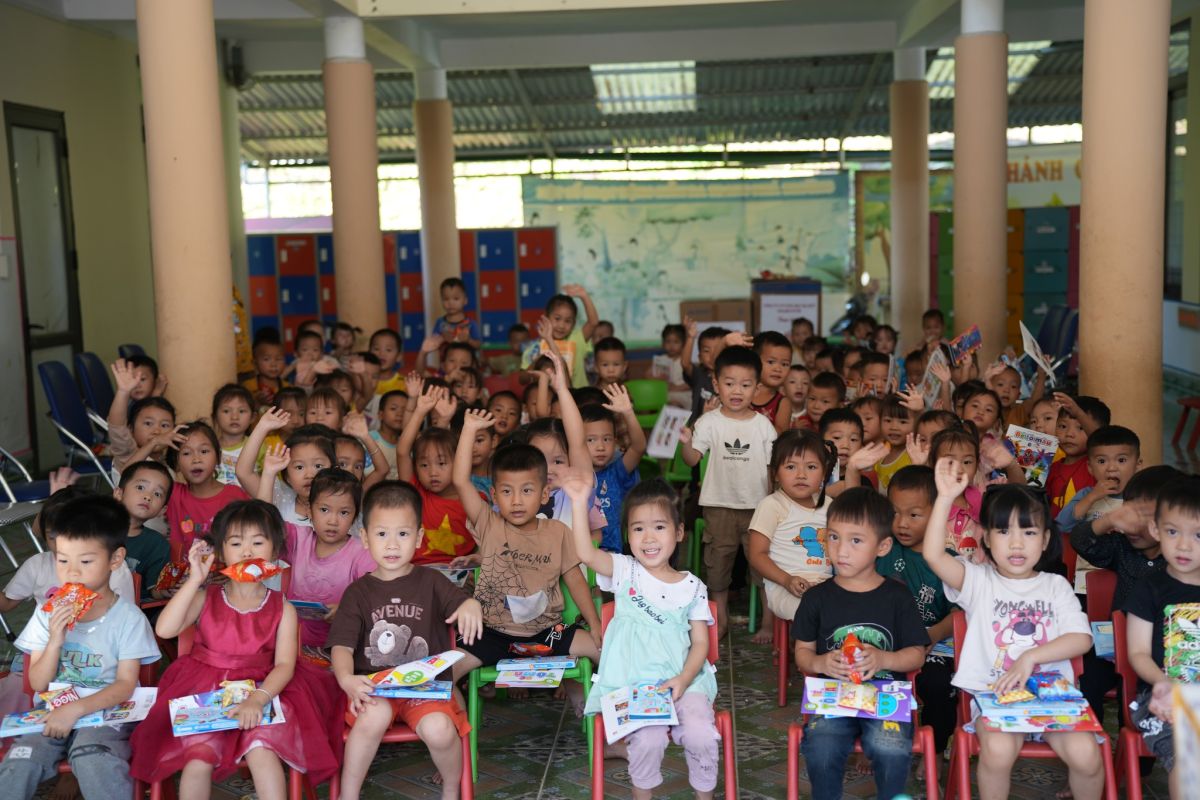 Cùng em vẽ ước mơ