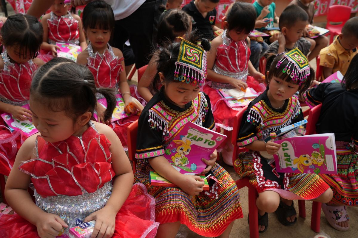 Cùng em vẽ ước mơ