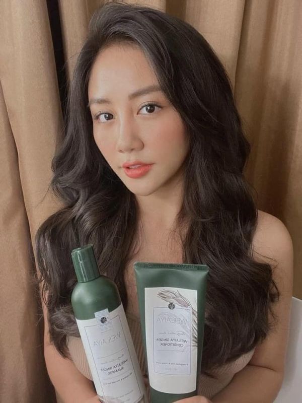 Ca sĩ Văn Mai Hương