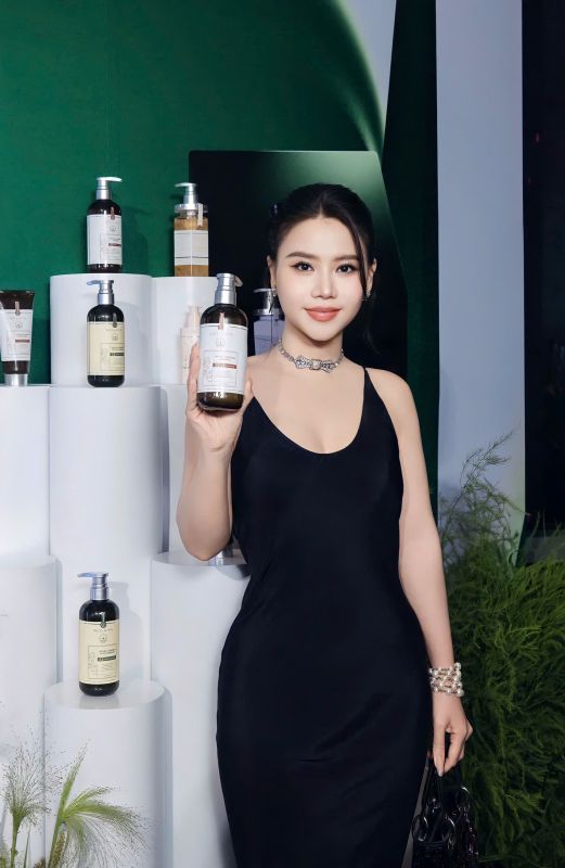 Weilaiya Luxury Line x L'officiel Hommes